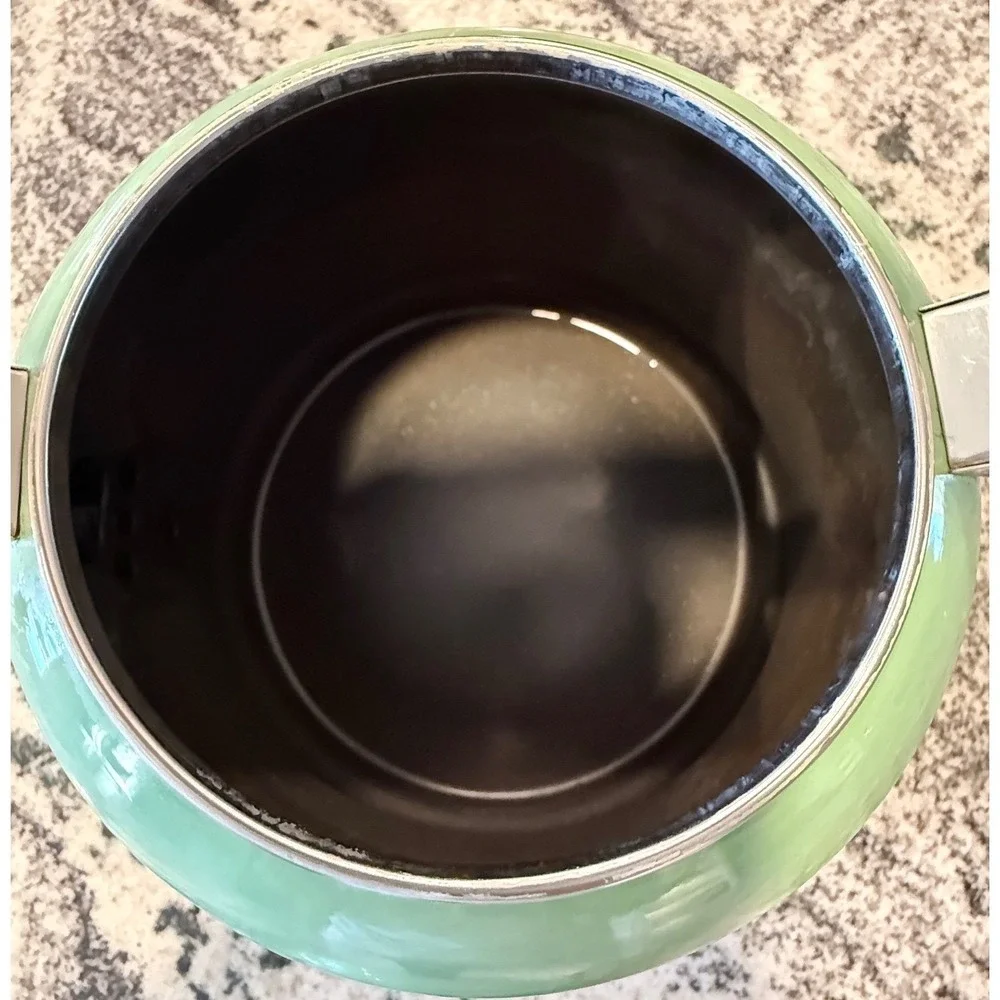Le Creuset Whistling Tea Kettle Green Enamel on Steel‎ Classic 1.7 Qt Q3101-17